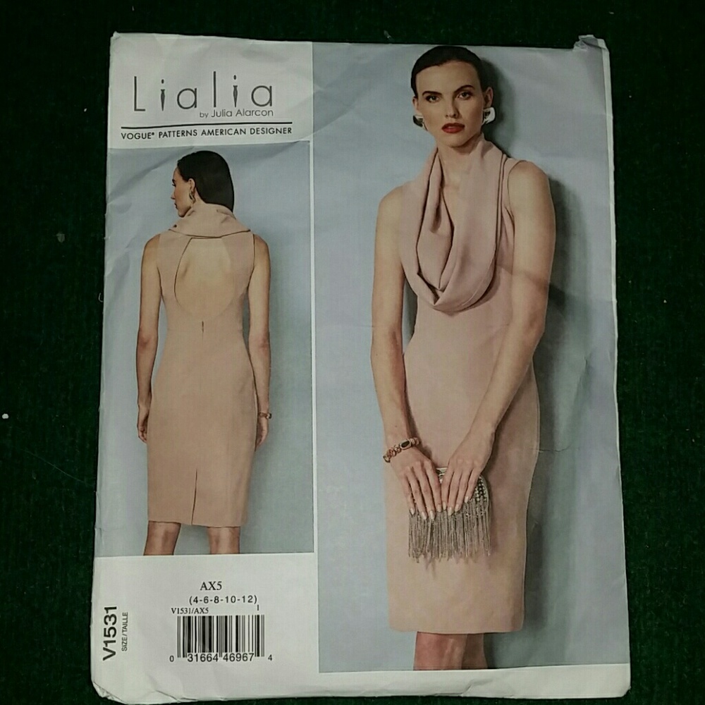 V1531 Sewing Pattern(Uncut)